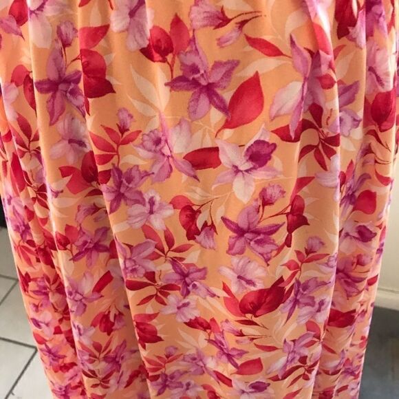 🌈NWT Lucy Size Small LuLaRue Skirt! - Picture 3 of 7